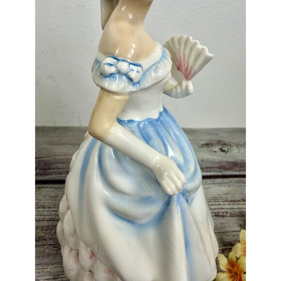 Royal Doulton Claire HN 3646 Figurine 8.25" Tall RETIRED 1994 EXCELLENT - Picture 14 of 15